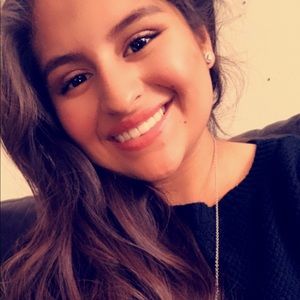 Meet your Posher, Jillian